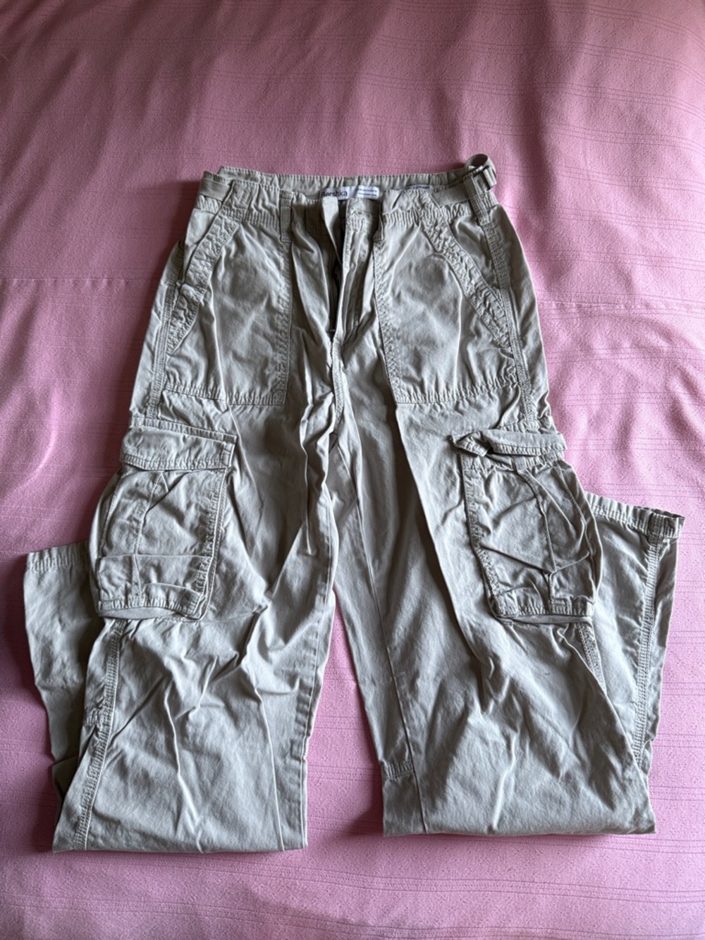 Bershka Cargo Pants in Light Beige
